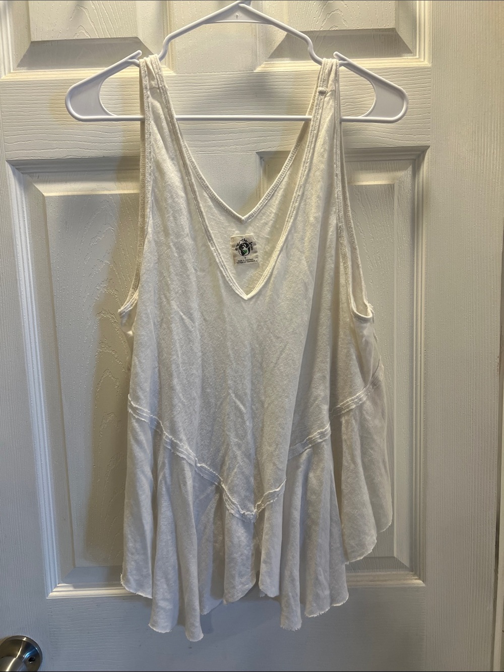 We The Free White Flowy V-Neck Swing Tank